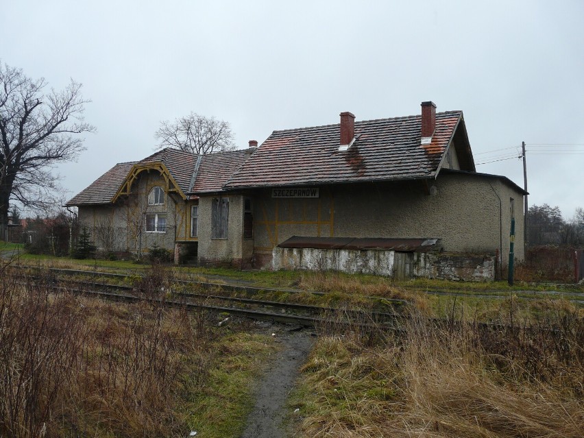 Szczepanów 6 / 3, cena: 42 000,00 zł (przetarg)

Lokal...