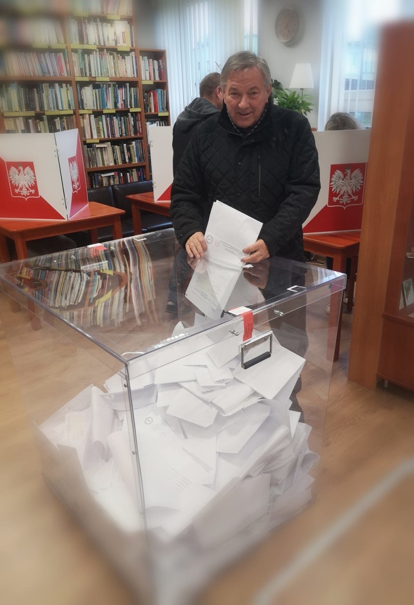 Wybory 2019 w powiecie puckim: głosuje Jerzy Włudzik