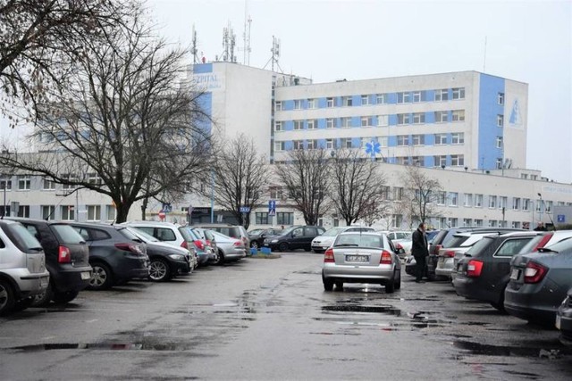 Na Oddziale Opieki Paliatywnej szpitala w Inowrocławiu 21 października stwierdzono kolejne 8 zakażeń u personelu oraz 7 u pacjentów