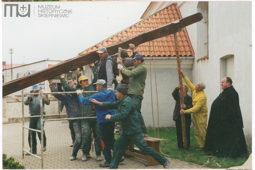 Skierniewice 20 lat temu na fotografiach z kroniki parafii św. Stanisława