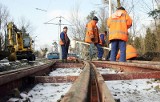 Wrocław: Węższy tramwaj też nie mieści się na pętli Grabiszyńskiej