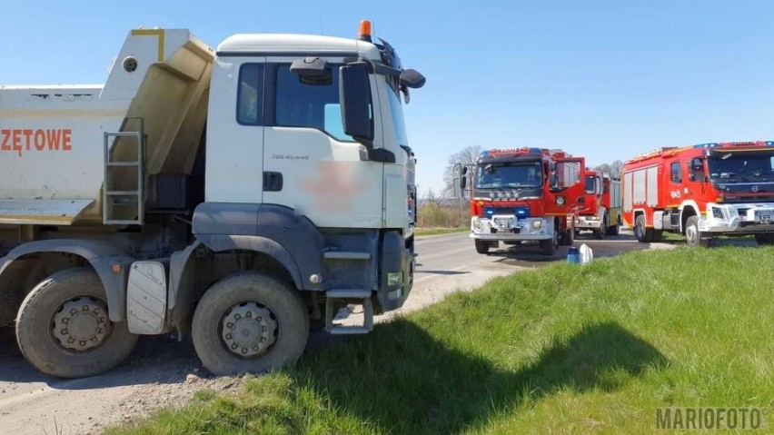 Zderzenie dwóch ciężarówek w Niwnicy.