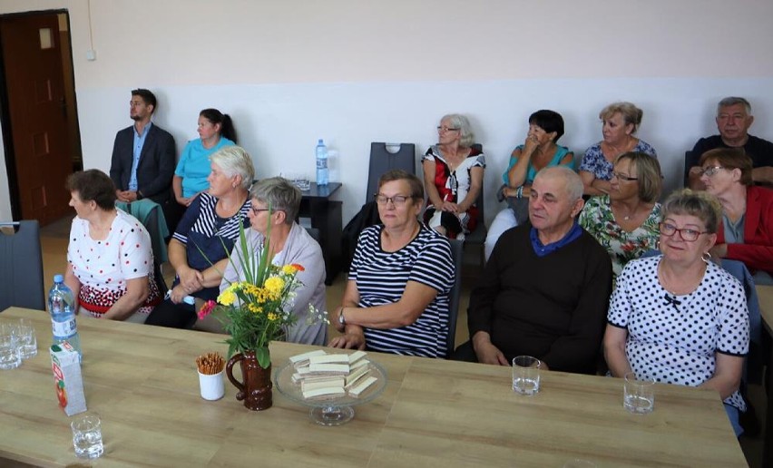 Otwarcie Klubu Seniora "Lawendowy Zakątek" w Morawach. Projekt finansowany jest ze środków Europejskiego Funduszu Społecznego [ZDJĘCIA]