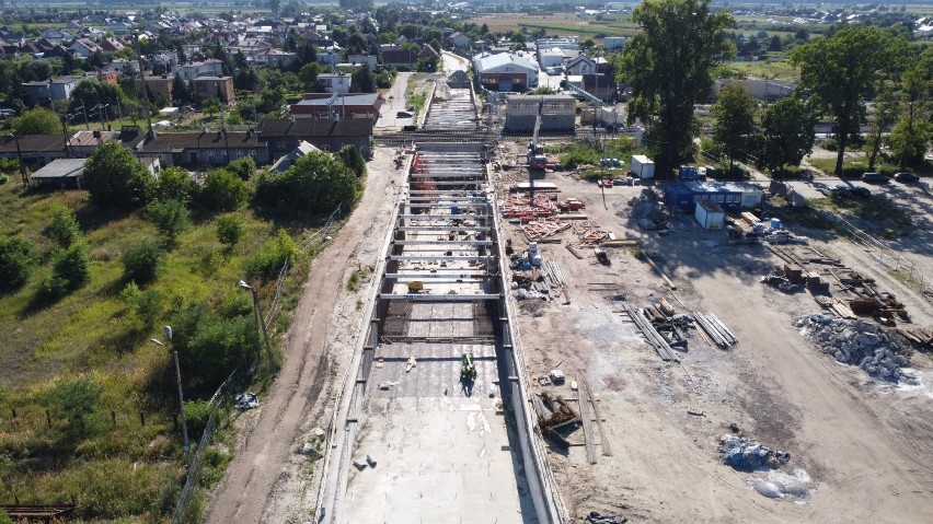 Rawicz. Tunel prowadzący do Masłowa na coraz bardziej zaawansowanym etapie. Zobacz, jak aktualnie wygląda [ZDJĘCIA, FILM]