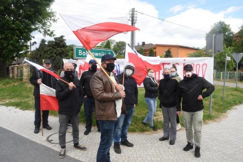 Akcja protestacyjna w Bobrownikach, w gminie Otyń. Sobota,...