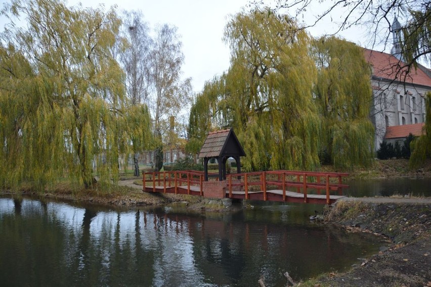 Koźmin Wielkopolski: Park Przyjaźni zmienia się nie do poznania