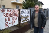 Mieszkańcy Żor protestują - czy wraz z remontem murów obronnych powstanie ścieżka? ZDJĘCIA