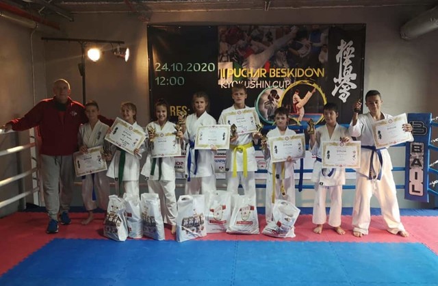 Inowrocławski Klub Kyokushin zdobył drużynowo drugie miejsce