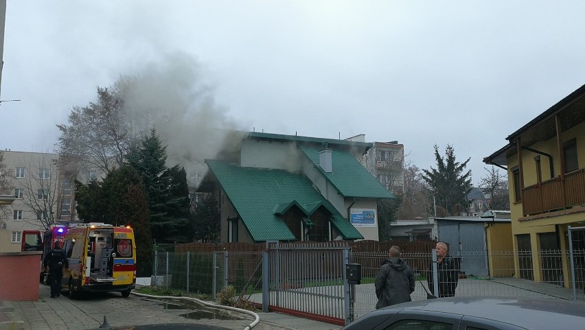Pożar na ul. Jagiellońskiej we Włocławku [zdjęcia, wideo]