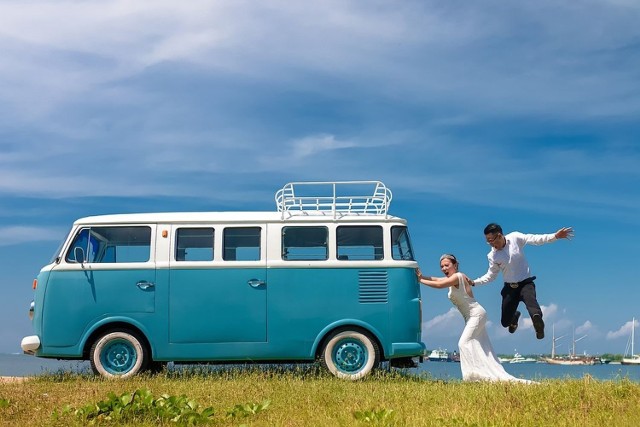 Zastanawiasz się, który fotograf ślubny w Radomiu jest najlepszy? Oto najlepsi fotografowie ślubni  w Radomiu polecani przez użytkowników Google.