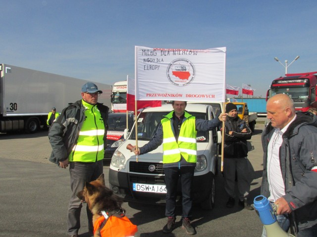 Protest transportowców na autostradzie A4 pod Zgorzelcem