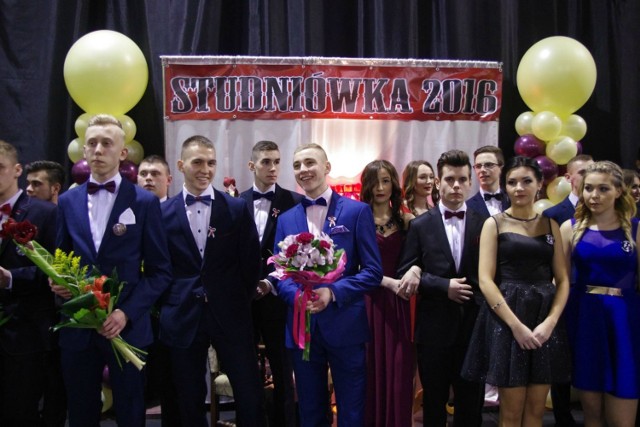 Studniówki 2016 w Zamościu: bal uczniów Elektryka