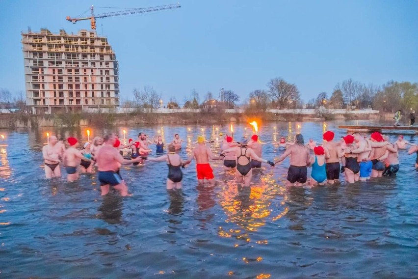 Rzeszowski Klub Morsów Sopelek zakończył tegoroczny sezon morsowania [Zdjęcia]