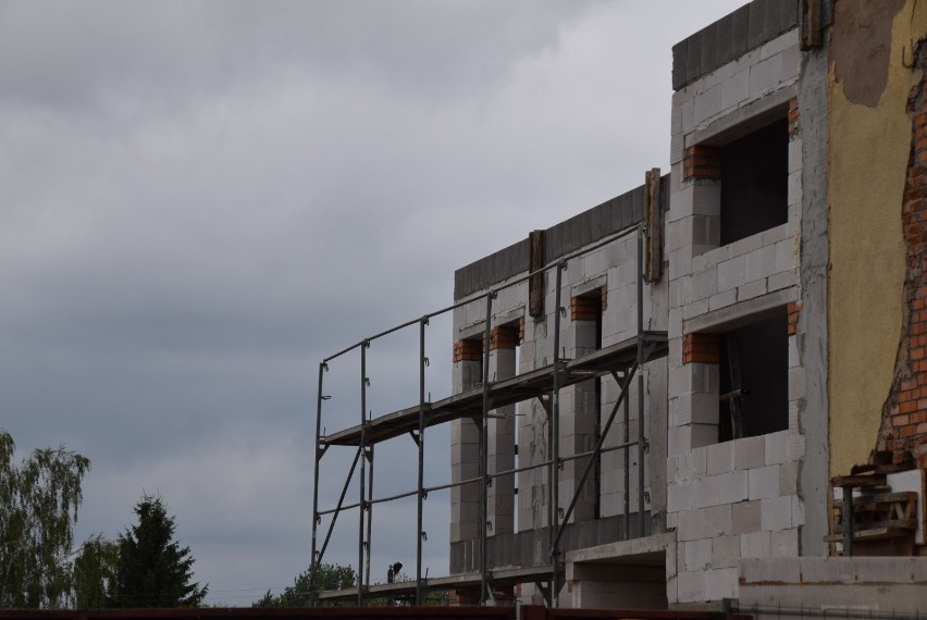 Trwa remont nowej siedziby MOPS-u w Witkowie. Obecnie to jedna z najważniejszych inwestycji na terenie gminy Witkowo
