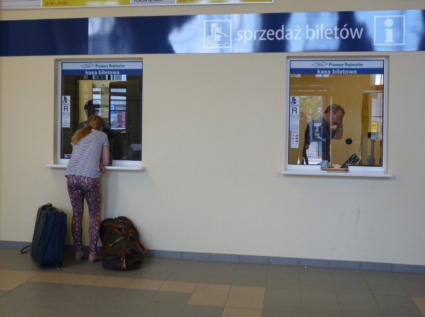 Likwidacja kasy biletowej na dworcu PKP w Radomsku. Będzie automat?