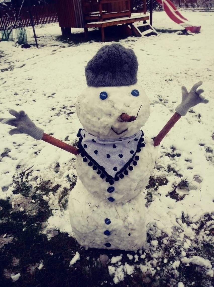 Jest śnieg, więc są bałwany! Dla dzieci to prawdziwy hit ferii ZDJĘCIA