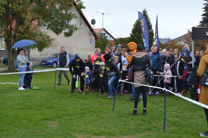 Jump and Run 2022 w Juszkowie. Taka impreza po raz pierwszy w gminie Pruszcz Gdański |ZDJĘCIA