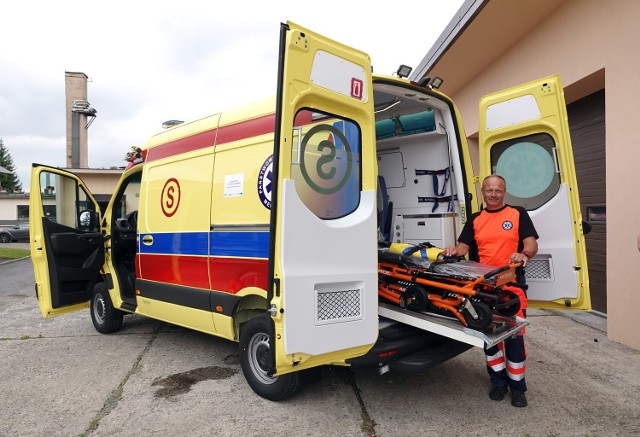 Nowy ambulans kosztował 500 tys. zł. Większość tej kwoty (442 tys. zł )pochodziła z  Funduszy Europejskich