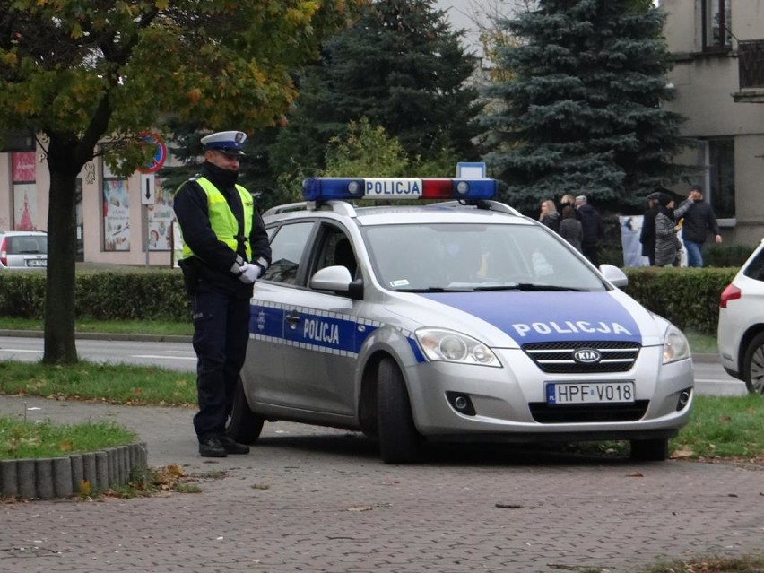 Podsumowanie akcji Znicz w powiecie zduńskowolskim. Był wypadek i 7 kolizji