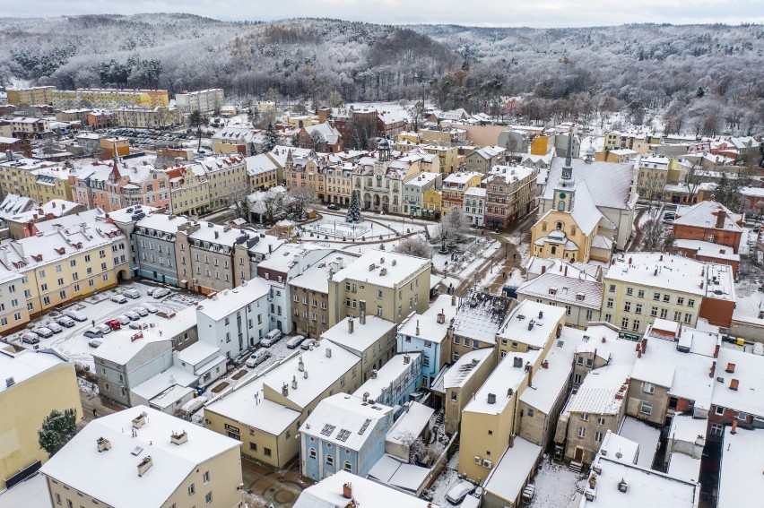 Wejherowo w pięknej zimowej scenerii (12.12.2022 r.). Zobaczcie zdjęcia z drona