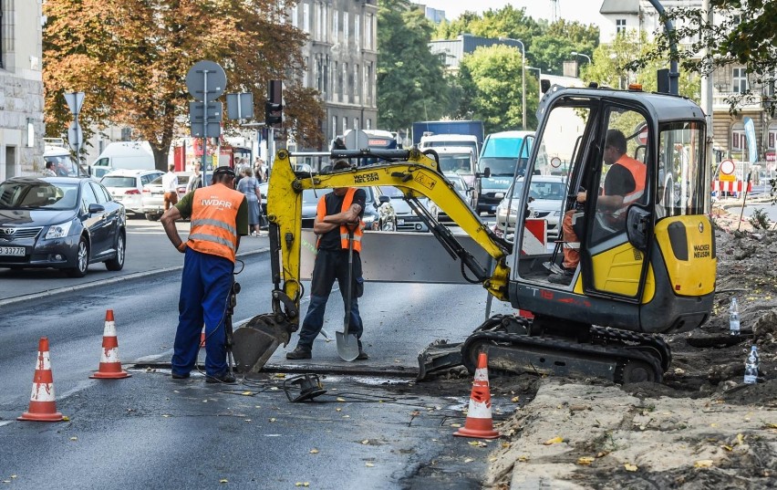 Ulica Grunwaldzka ma zostać poszerzona o dodatkową jezdnię....