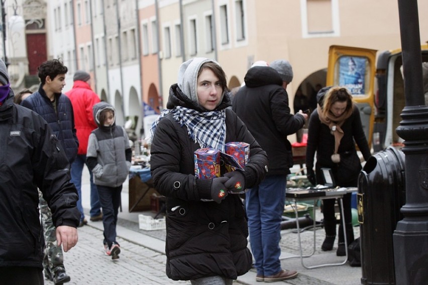 Wielka Orkiestra Świątecznej Pomocy już gra w Legnicy [ZDJĘCIA]