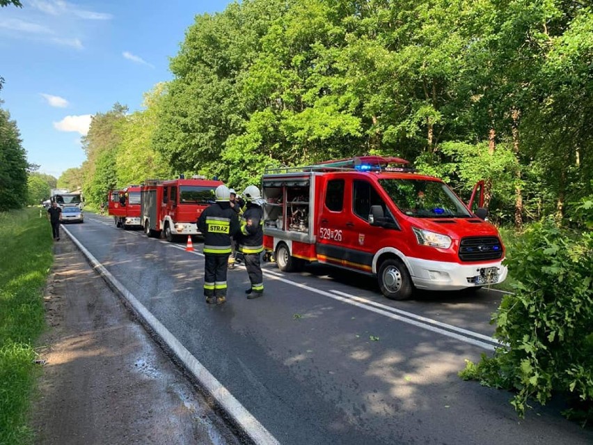 Wypadek drogowy z udziałem dwóch pojazdów w Pruścach