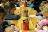 Bezpłatne zajęcia dla dzieci i dorosłych z Ukrainy. Co przygotowały placówki w Radomsku?