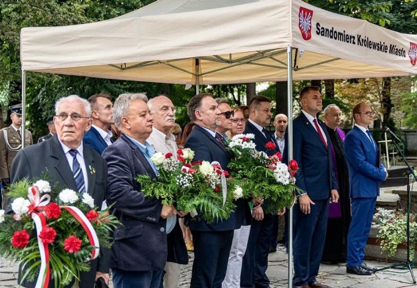 W Sandomierzu pięknie uczczono 75. rocznicę wybuchu Powstania Warszawskiego (DUŻO ZDJĘĆ) 