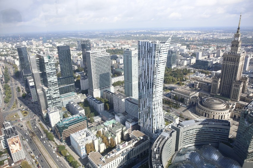 Varso Tower otwarty. Tak wygląda najwyższy budynek w Unii Europejskiej. Weszliśmy na szczyt