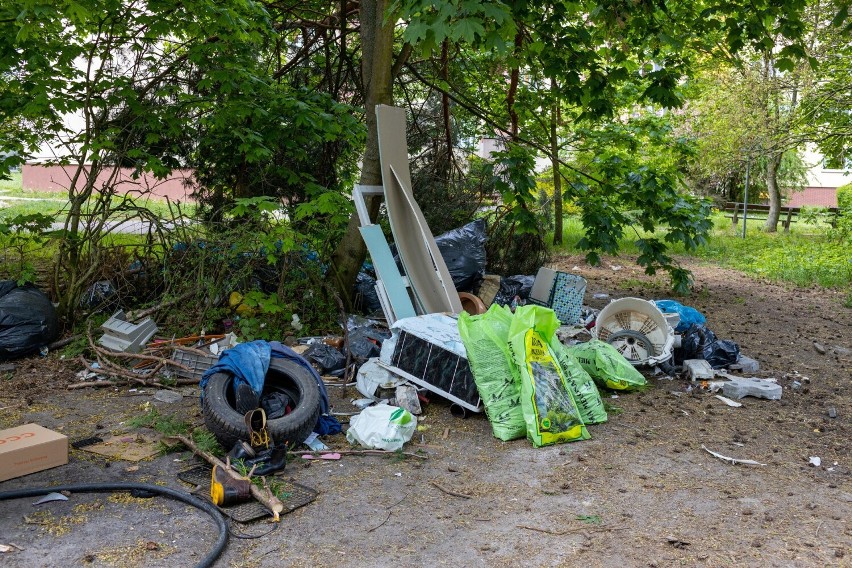 Odpady gabarytowe są poważnym problemem w Szczecinie? Mieszkańcy szukają pomocy