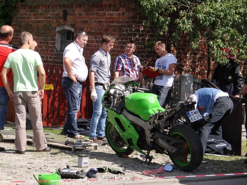 Wskutek wypadku motocyklu w Mieleszynie zginął 44-letni...