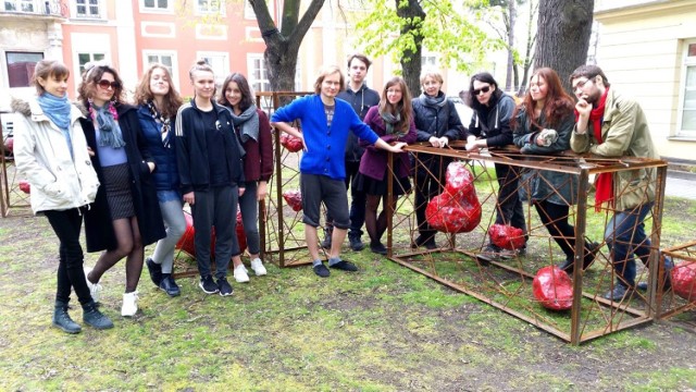 ASP Warszawa, pierwszy rok. Wystawa wchodzących w dorosłe artystyczne życie