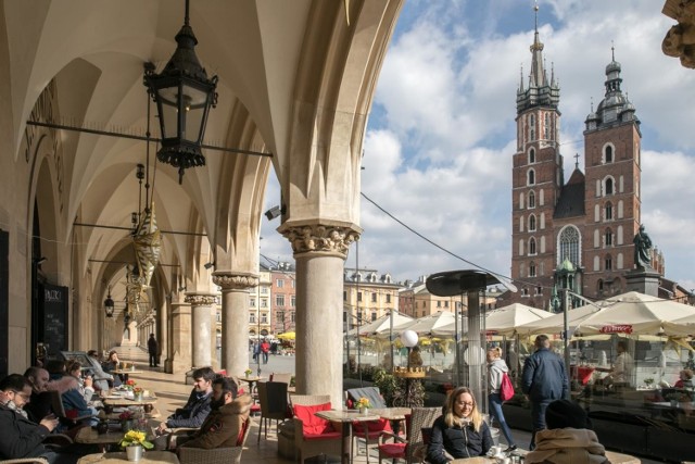 Symbol Krakowa i jedna z najważniejszych krakowskich świątyń. To tu mieści się słynny ołtarz Wita Stwosza, polichromie Jana Matejki i Stanisława Wyspiańskiego - to wiadomo. A jakie tajemnice wiążą się z kościołem Mariackim? / fot. anna kaczmarz / dziennik polski / polska press