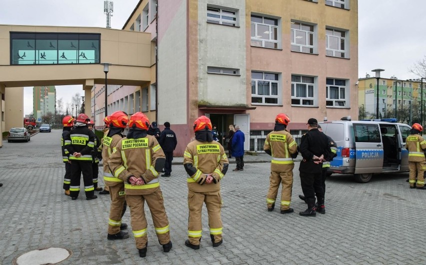 Dyżurny KM PSP w Bydgoszczy zgłoszenie otrzymał o godz....