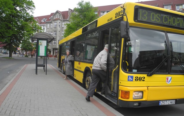 Każdego dnia do i z centrum miasta autobusami przemieszcza się ponad 17 tysięcy osób.