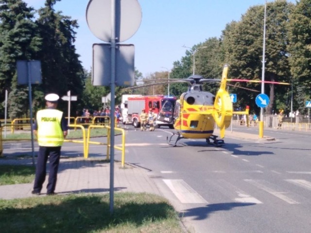 Na skrzyżowaniu ulic Laubitza i Plebanka w Inowrocławiu wylądował śmigłowiec LPR