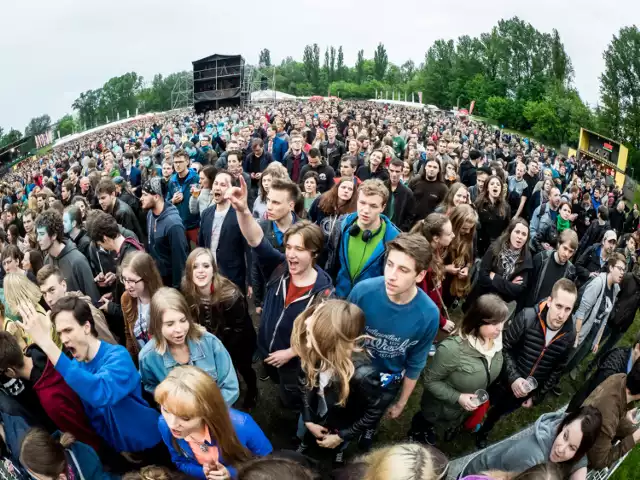 Juwenalia w Warszawie to największe święto studenckie i prawdopodobnie największy w Europie Środkowo-Wschodniej festiwal muzyczny trwający aż przez miesiąc. Do organizacji przyłącza się większość stołecznych uczelni, m.in. Uniwersytet Warszawski, Politechnika Warszawska, Uniwersytet Kardynała Stefana Wyszyńskiego, Akademia Pedagogiki Specjalnej, Akademia Sztuk Pięknych, Szkoła Główna Handlowa, Warszawski Uniwersytetu Muzyczny, Akademia Sztuki Wojennej, Wojskowa Akademia Techniczna i wiele innych.