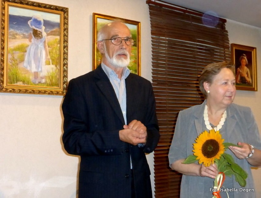 Salonik Trzech Muz - jest osiedlową placówką kulturalną, od...