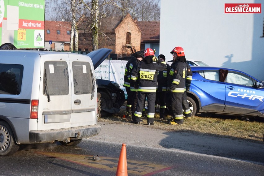 Wypadek na skrzyżowaniu Wojska Polskiego i Nowowiejskiej w Oleśnicy