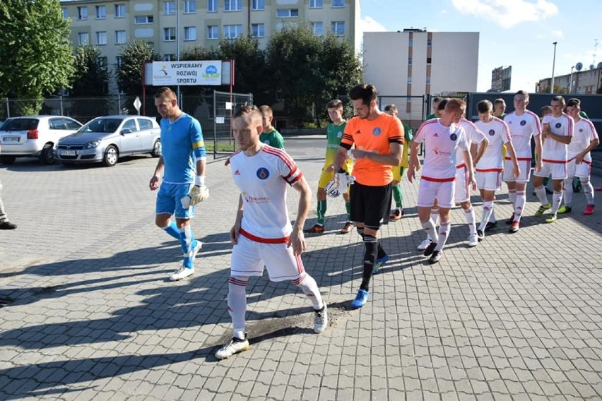 Pierwszy mecz IV ligi w sezonie 2018/2019. RKS Radomsko -...