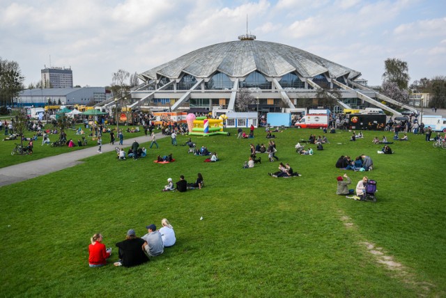 Poznań Food Park w parku Kasprowicza: Weekend z food truckami pod Areną

ZOBACZ: Najnowsze informacje z Poznania

