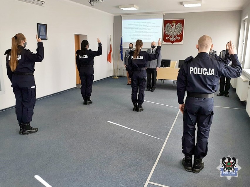 Cztery nowe policjantki i jeden policjant w Wałbrzychu....