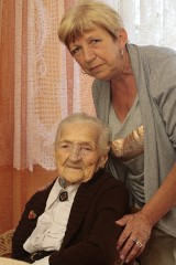 106 lat Gertrudy Radziejewskiej, najstarszej mieszkanki gminy Władysławowo | ZDJĘCIA, WIDEO