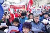 Komitet Obrony Demokracji w obronie wolnych mediów. Protest w Łodzi  [ZDJĘCIA, FILM]