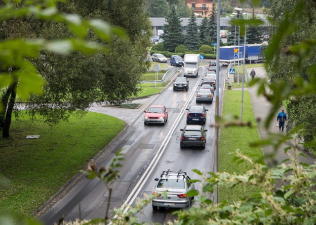 Remont w Jastrzębiu: drogowcy na ulicy Zdrojowej