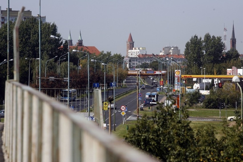 Wielka przebudowa na alei Piłsudskiego w Legnicy