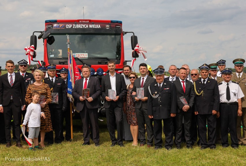 Nowy wóz strażacki trafił do jednostki OSP w Zubrzycy Wielkiej 