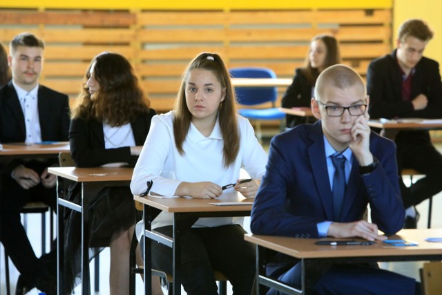 Przeprowadzenie egzaminów w szkołach przy strajku nauczycieli może wywołac wiele komplikacji