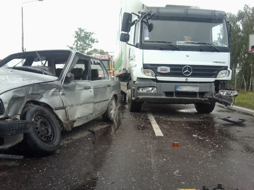 Dwie osoby ranne w wypadku w miejscowości Łucka (ZDJĘCIA)